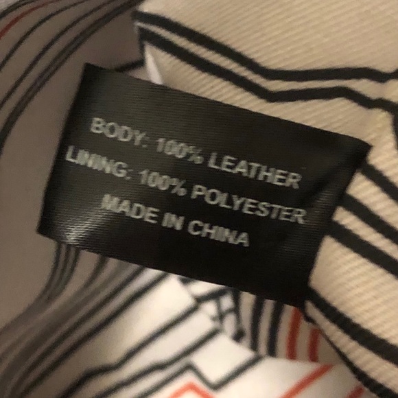 SHE + LO LARGE LEATHER METALLIC CLUTCH LIKE NEW - Picture 4 of 8